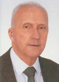 Stanislaw Mrowec.jpg